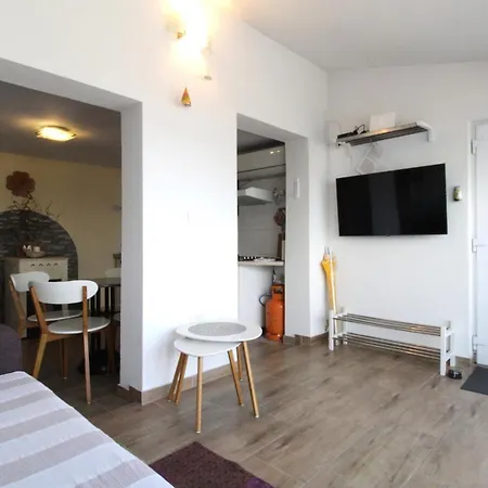 Apartment Karmen With Sea View Crveni Vrh