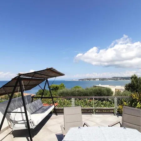 Karmen With Sea View Apartment *