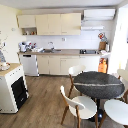 Apartment Karmen With Sea View *